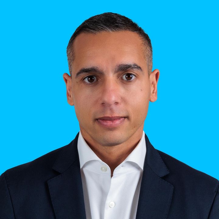 Yousri Swali